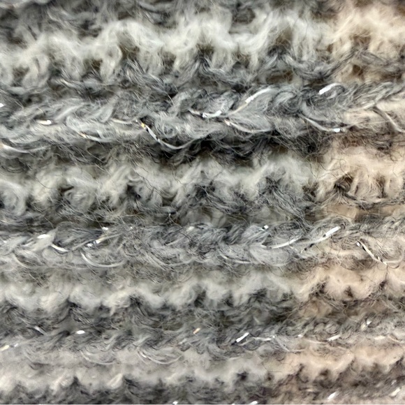 Steve Madden Draped Gray Poncho Sweater One Size Shimmer with Tassels - Picture 10 of 12